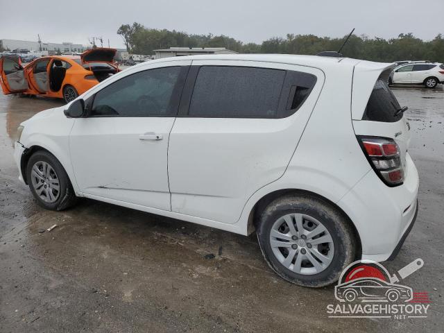 1G1JG6SH6H4163447 2017 CHEVROLET SONIC photo no. 2
