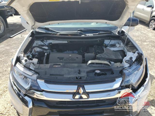 JA4AZ2A36HZ059960 2017 MITSUBISHI OUTLANDER photo no. 11