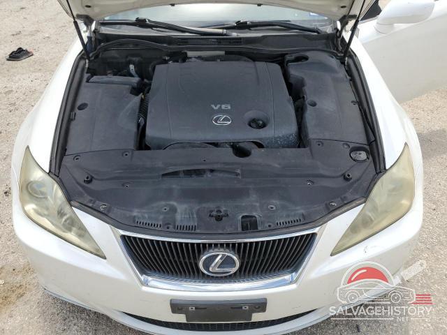 JTHBK262282082531 2008 LEXUS IS photo no. 11