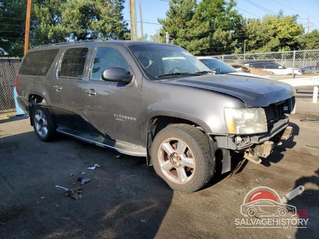 1GNUKHE39AR144664 2010 CHEVROLET SUBURBAN photo no. 4