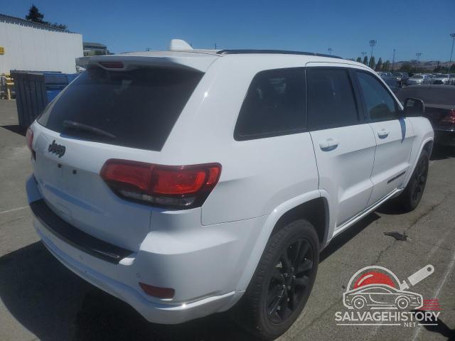 1C4RJFAG0HC929666 2017 JEEP GRAND CHER photo no. 3
