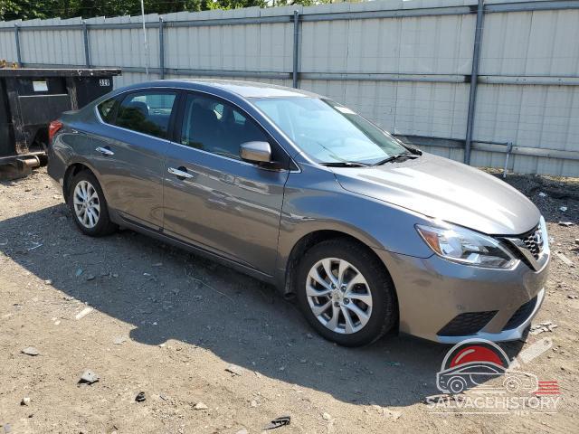 3N1AB7AP0JY228366 2018 NISSAN SENTRA photo no. 4