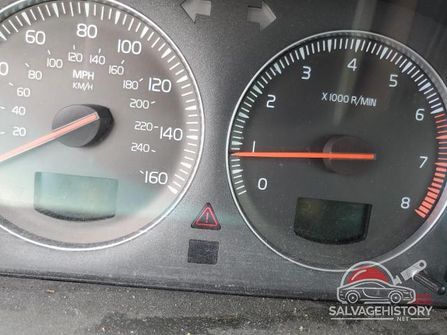 YV1SZ58D021078238 2002 VOLVO V70 photo no. 9