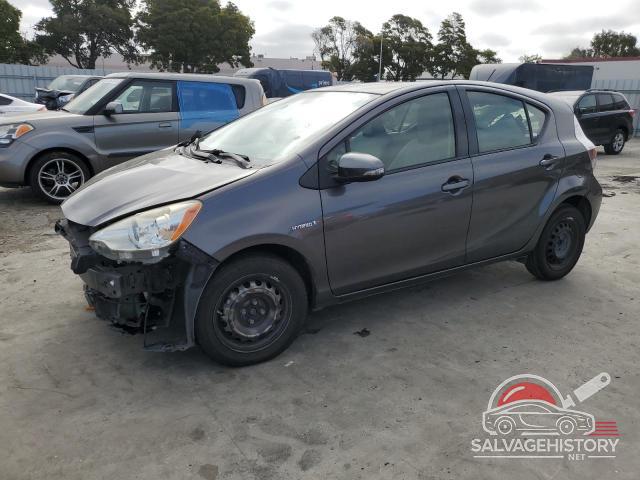 JTDKDTB35E1565173 2014 TOYOTA PRIUS photo no. 11