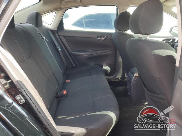 3N1AB7APXJY306376 2018 NISSAN SENTRA photo no. 10