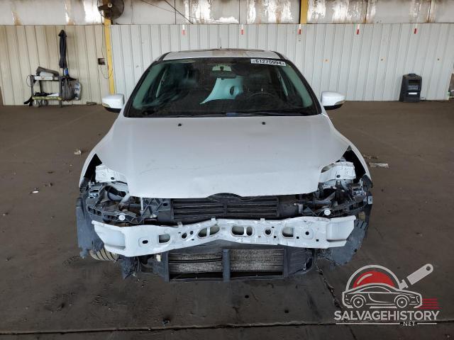 1FADP3K2XEL219279 2014 FORD FOCUS photo no. 5