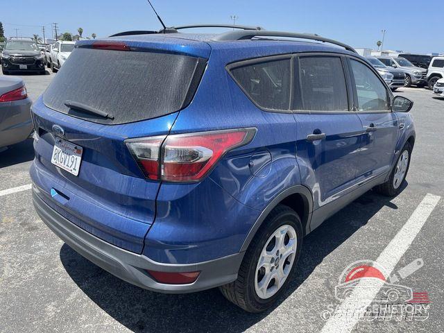 1FMCU0F76HUB03851 2017 FORD ESCAPE photo no. 9