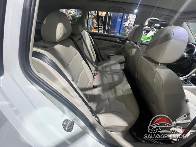 3VWC17AU8GM523159 2016 VOLKSWAGEN GOLF photo no. 6