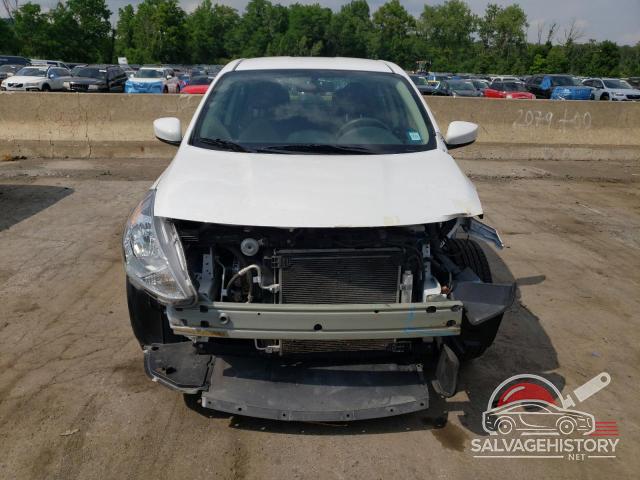 3N1CN7AP3JL865247 2018 NISSAN VERSA photo no. 5