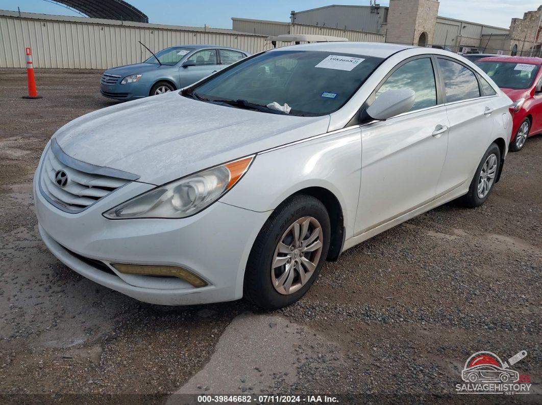 5NPEB4AC8CH455847 2012 HYUNDAI SONATA photo no. 2