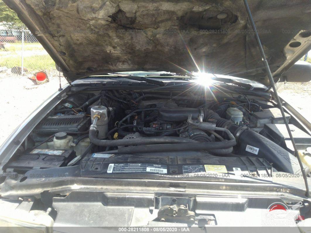 1GNDT13W5X2216012 1999 CHEVROLET BLAZER photo no. 10