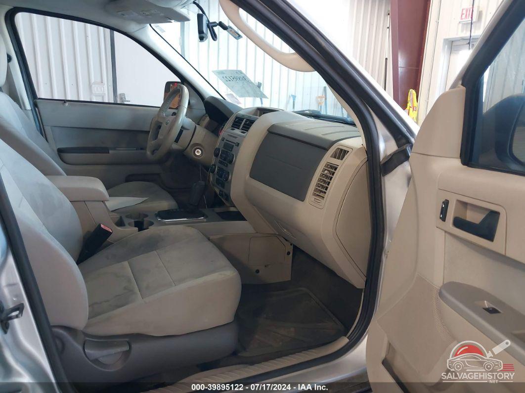 1FMCU9DG6AKC35114 2010 FORD ESCAPE photo no. 5