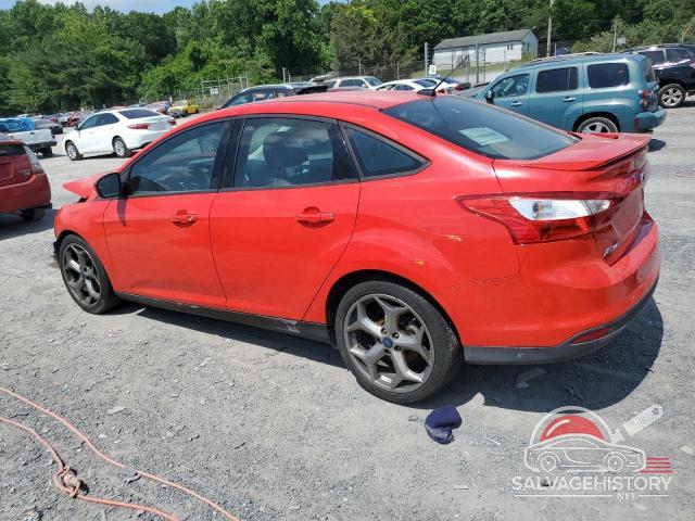 1FAHP3F24CL420667 2012 FORD FOCUS photo no. 2