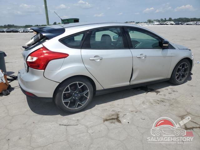 1FADP3K24DL348939 2013 FORD FOCUS photo no. 3