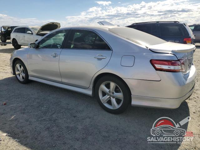 4T1BF3EK8BU211733 2011 TOYOTA CAMRY photo no. 2