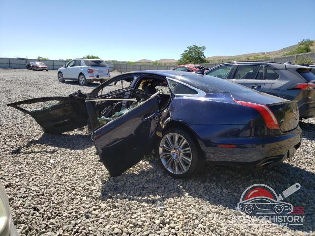 SAJWA1C74H8W10665 2017 JAGUAR XJ photo no. 2