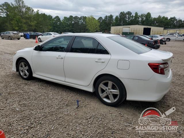 4T1BF1FK6CU583995 2012 TOYOTA CAMRY photo no. 2
