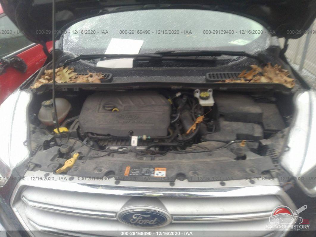 1FMCU0GD0JUC18391 2018 FORD ESCAPE photo no. 10