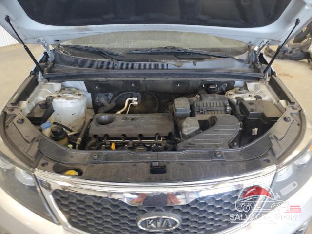 5XYKT4A15BG139651 2011 KIA SORENTO photo no. 12