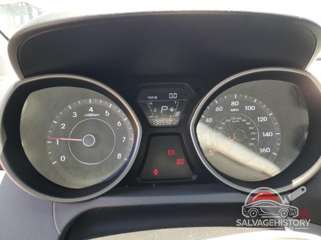 5NPDH4AE6FH627597 2015 HYUNDAI ELANTRA photo no. 9