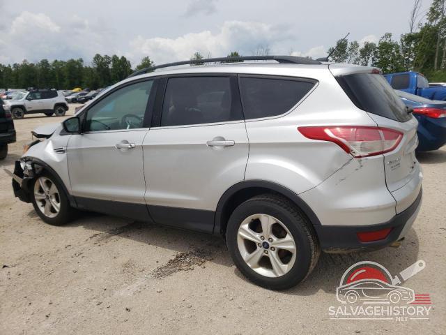 1FMCU0GX8FUC03171 2015 FORD ESCAPE photo no. 2