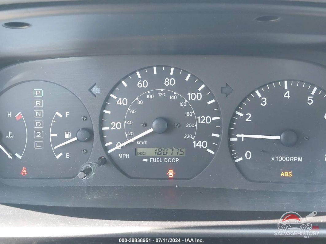 4T1BF22K11U961598 2001 TOYOTA CAMRY photo no. 7