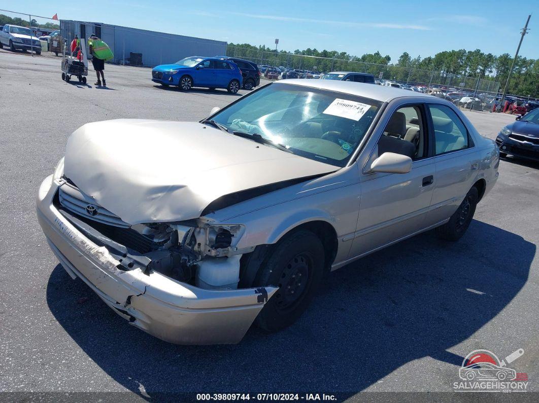 4T1BG22KXWU221066 1998 TOYOTA CAMRY photo no. 2