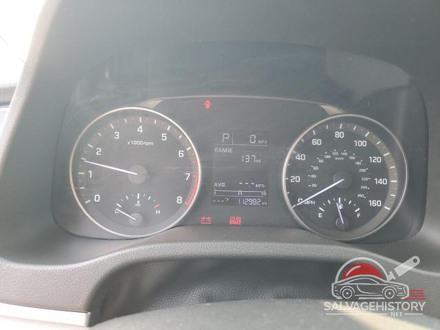 5NPD74LF8HH101192 2017 HYUNDAI ELANTRA photo no. 9