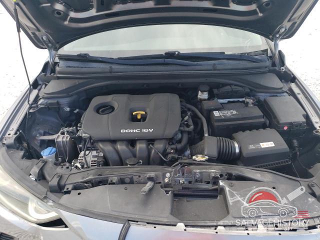 5NPD74LF9JH257960 2018 HYUNDAI ELANTRA photo no. 11