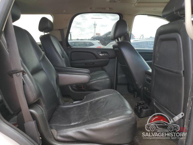 1GNUCCE01AR173839 2010 CHEVROLET TAHOE photo no. 11
