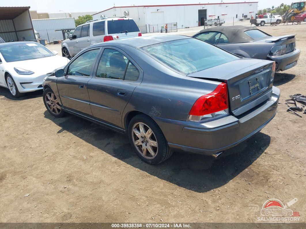 YV1RS592552467584 2005 VOLVO S60 photo no. 3