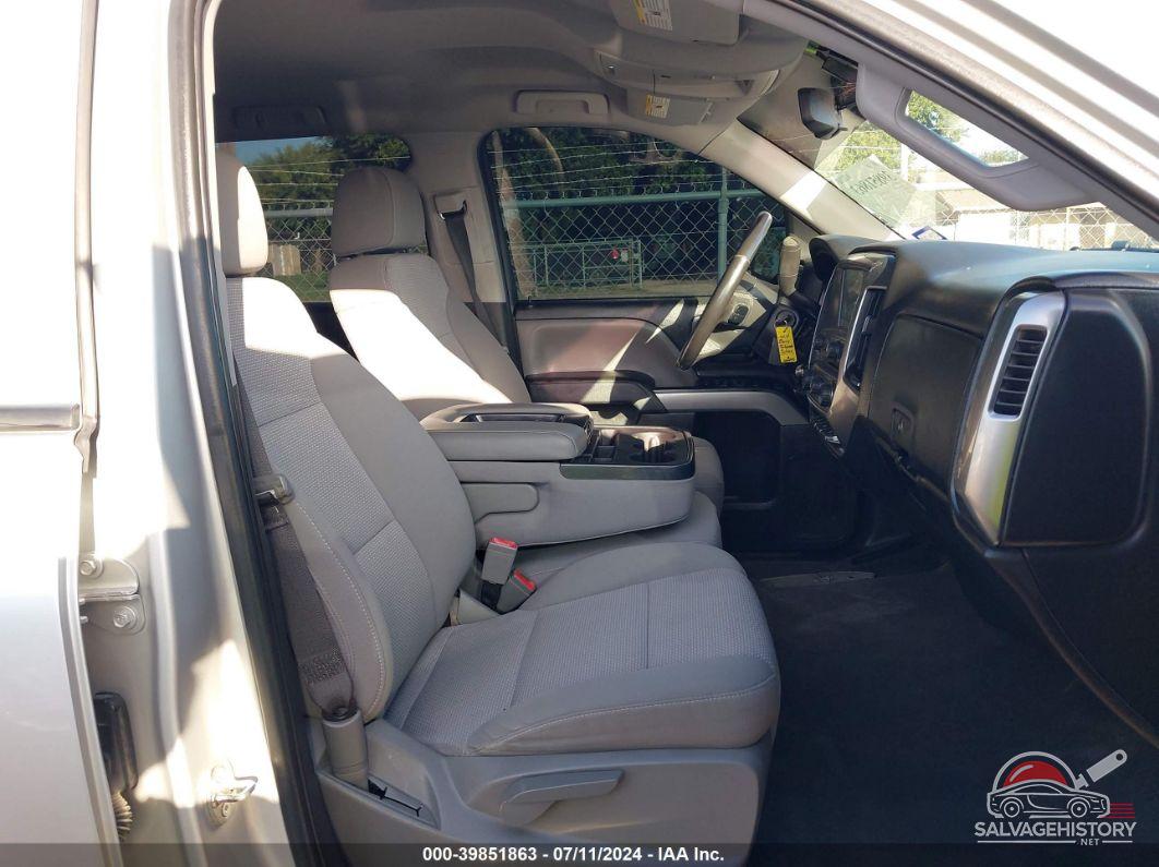 3GCUKREC4JG266895 2018 CHEVROLET SILVERADO photo no. 5