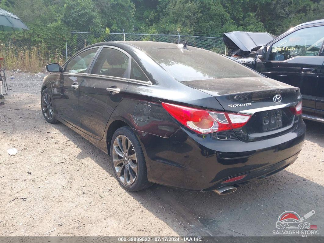 5NPEC4AB7BH276072 2011 HYUNDAI SONATA photo no. 3