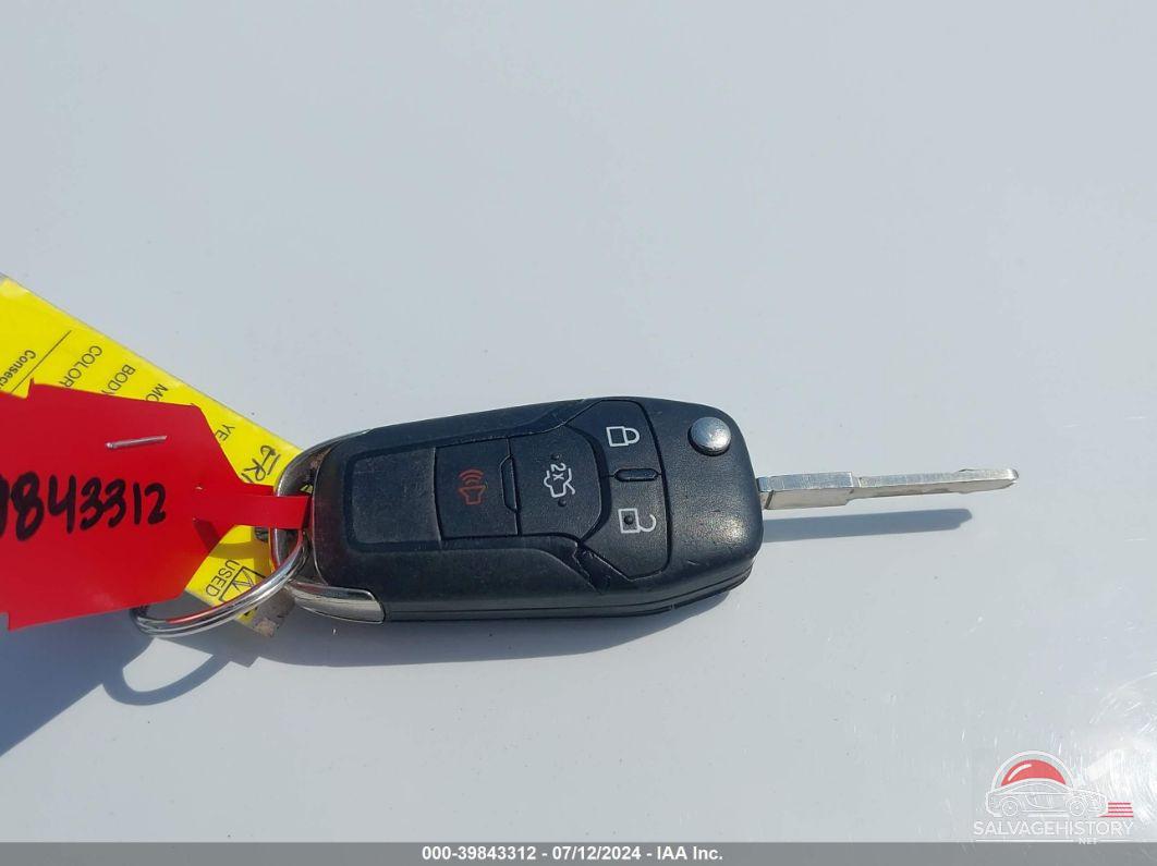 3FA6P0H76GR386818 2016 FORD FUSION photo no. 11