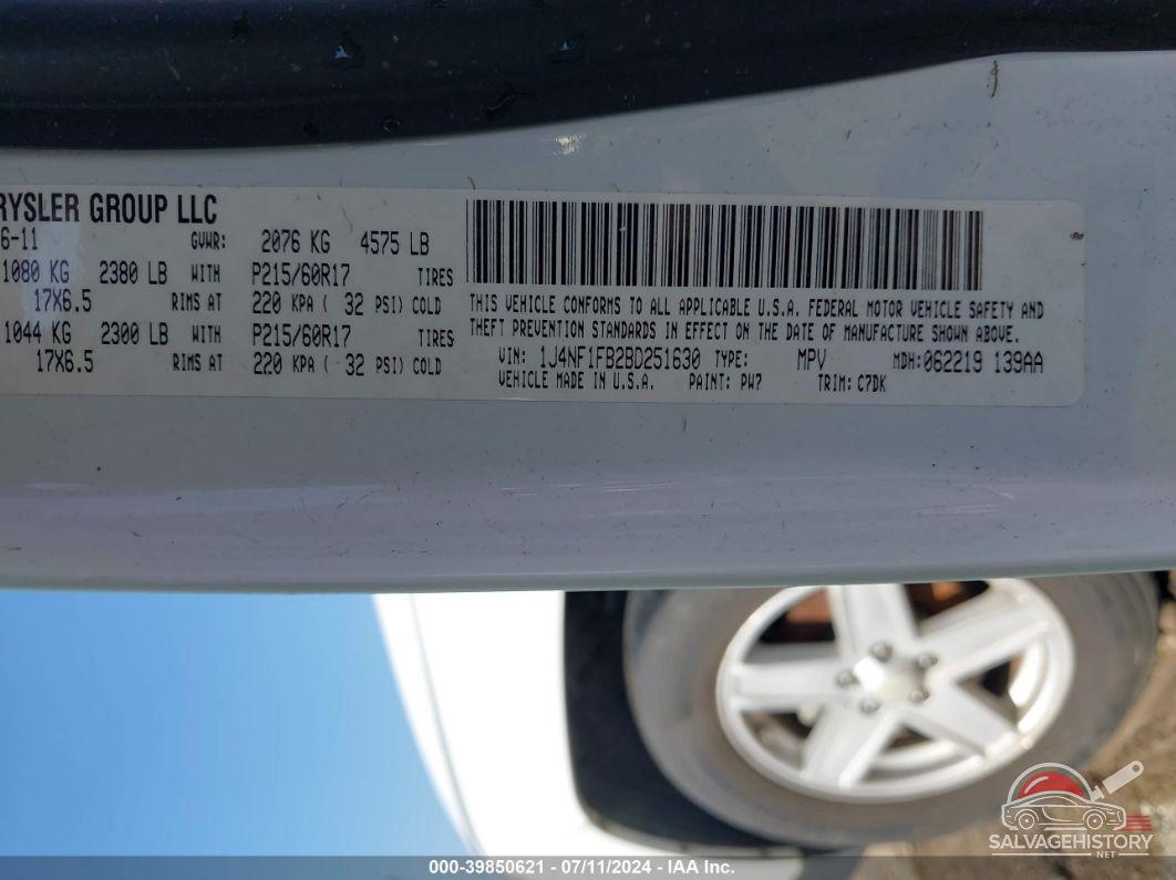 1J4NF1FB2BD251630 2011 JEEP COMPASS photo no. 9