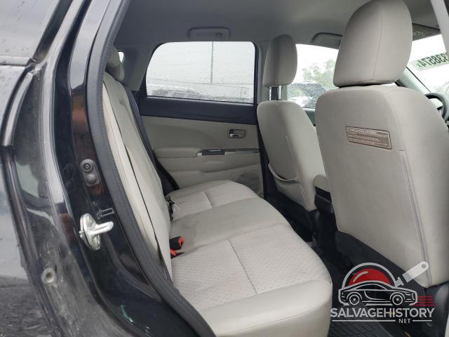 JA4AR3AU4JZ012009 2018 MITSUBISHI OUTLANDER photo no. 11
