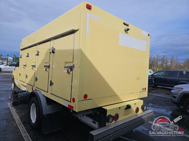 1FDXE4FS4KDC57718 2019 FORD E-450 CUTAWAY photo no. 5