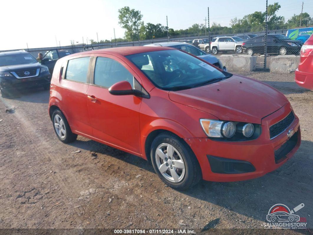 1G1JA6SG1D4138443 2013 CHEVROLET SONIC photo no. 3