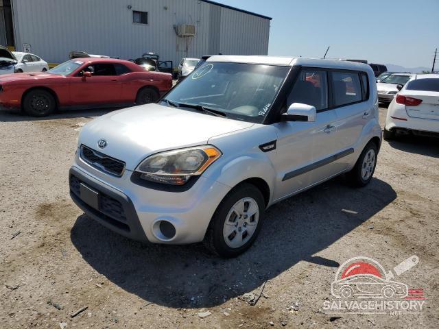 KNDJT2A59D7489044 2013 KIA SOUL photo no. 10