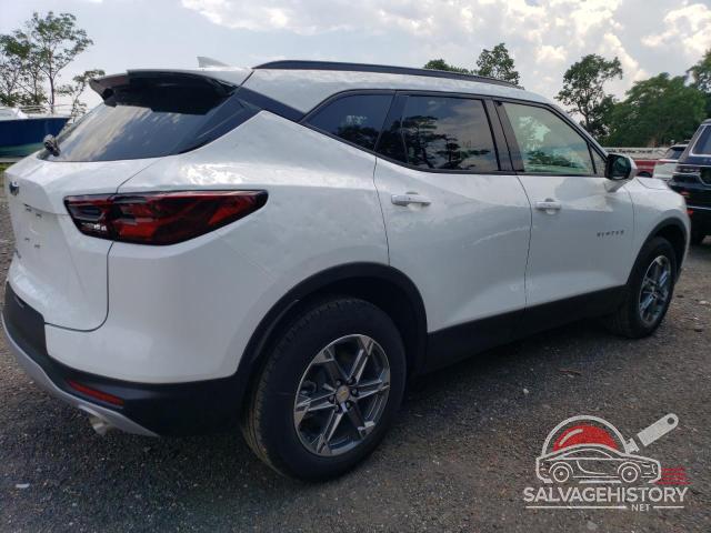 3GNKBHR40RS183372 2024 CHEVROLET BLAZER photo no. 3