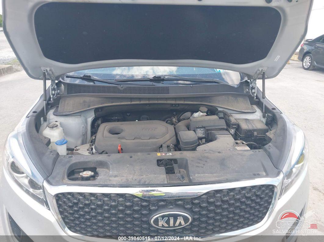 5XYPG4A32GG019003 2016 KIA SORENTO photo no. 10