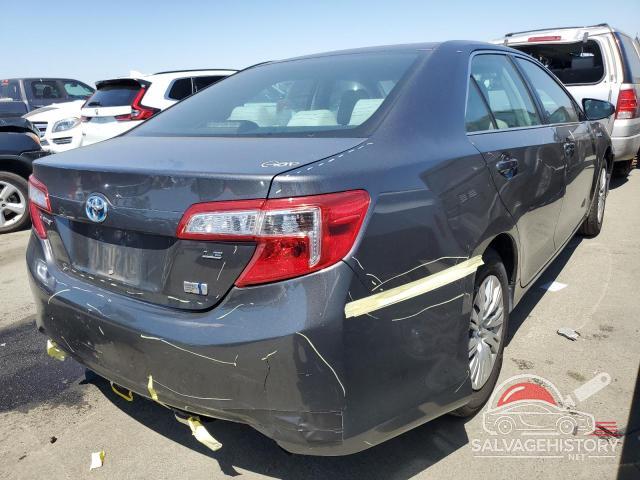 4T1BD1FK3CU012955 2012 TOYOTA CAMRY photo no. 3