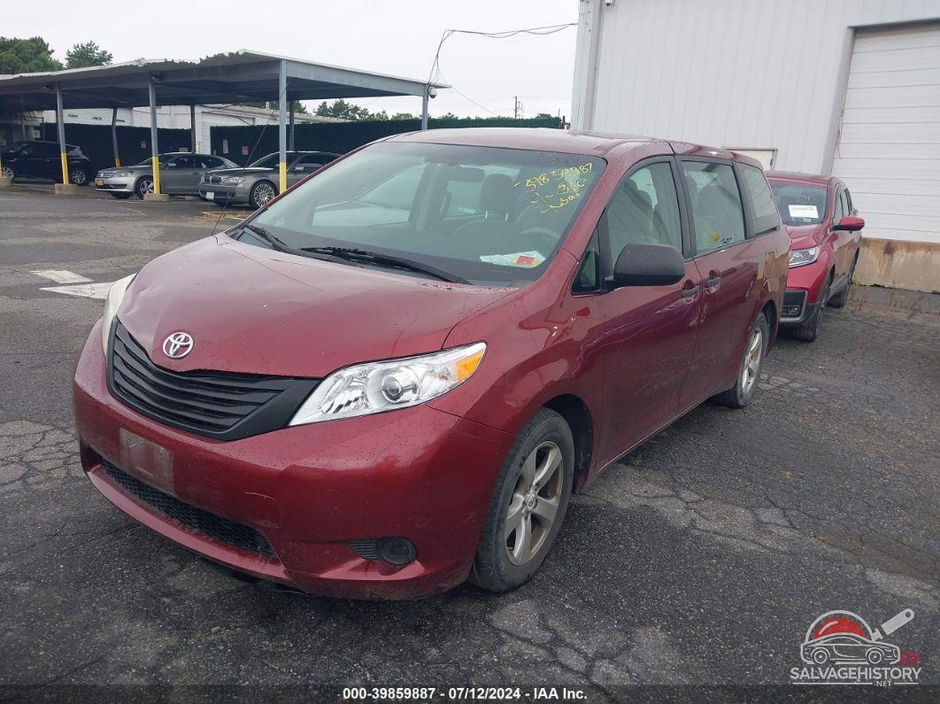 5TDZK3DC0BS048444 2011 TOYOTA SIENNA photo no. 2