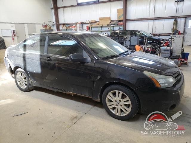 1FAHP3DNXAW113786 2010 FORD FOCUS photo no. 4