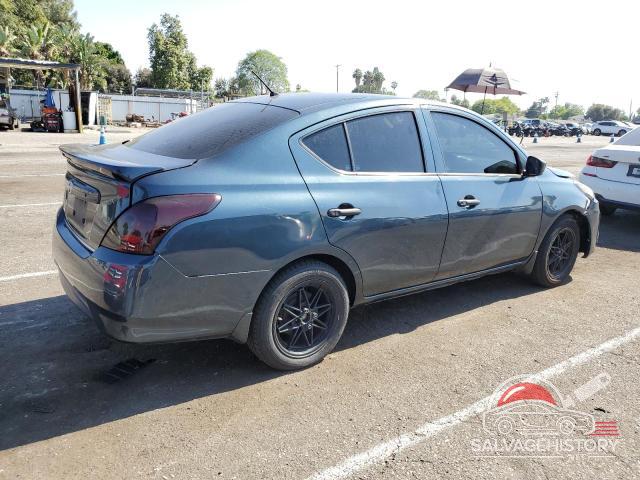 3N1CN7AP5HL870797 2017 NISSAN VERSA photo no. 3