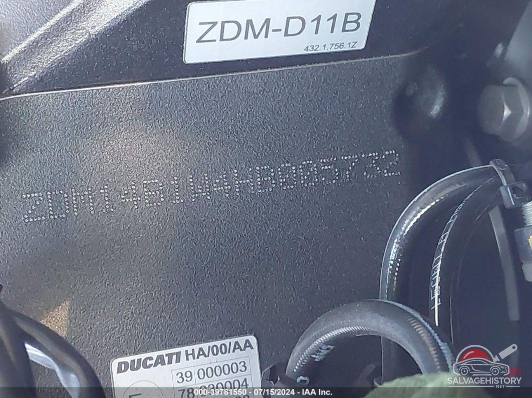 ZDM14B1W4HB005732 2017 DUCATI SUPERBIKE photo no. 10