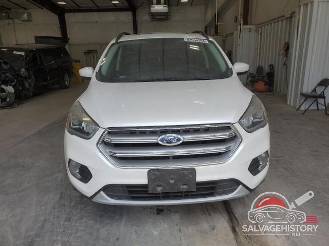 1FMCU9G91HUC74706 2017 FORD ESCAPE photo no. 5
