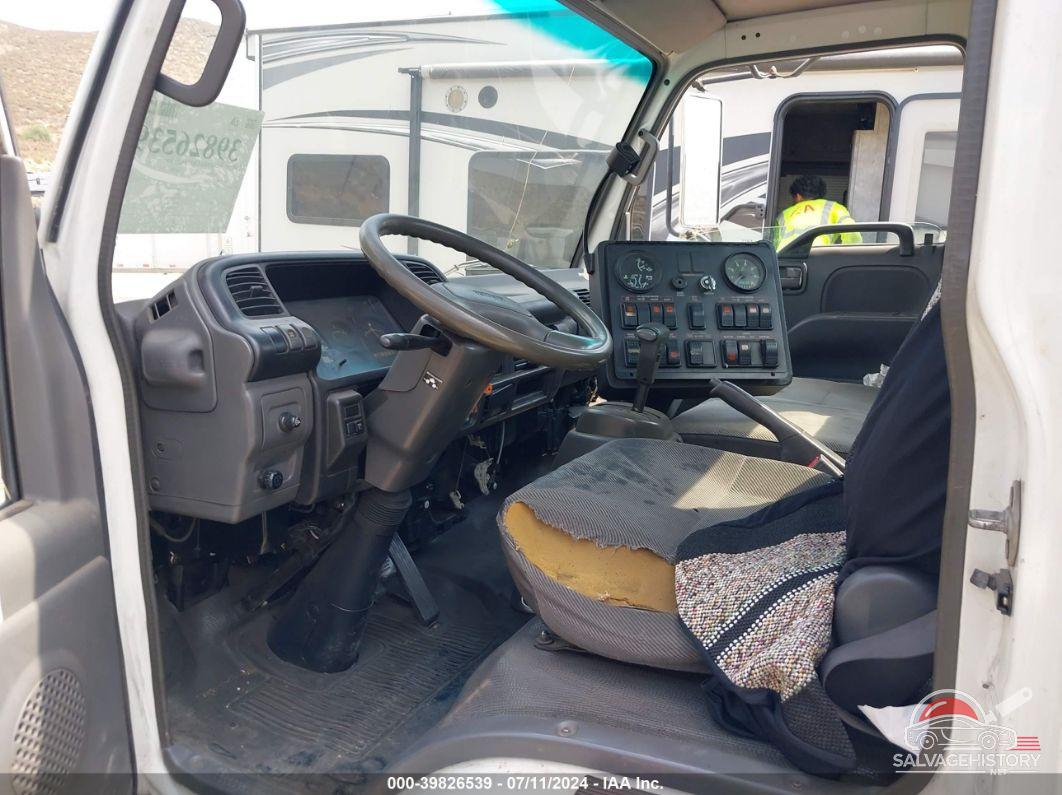 JALC4B14827002845 2002 ISUZU NPR photo no. 6