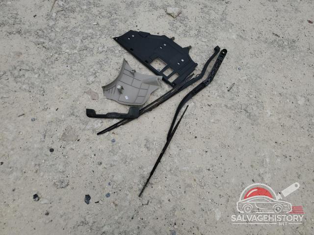 4T1BF3EK3BU721438 2011 TOYOTA CAMRY photo no. 12
