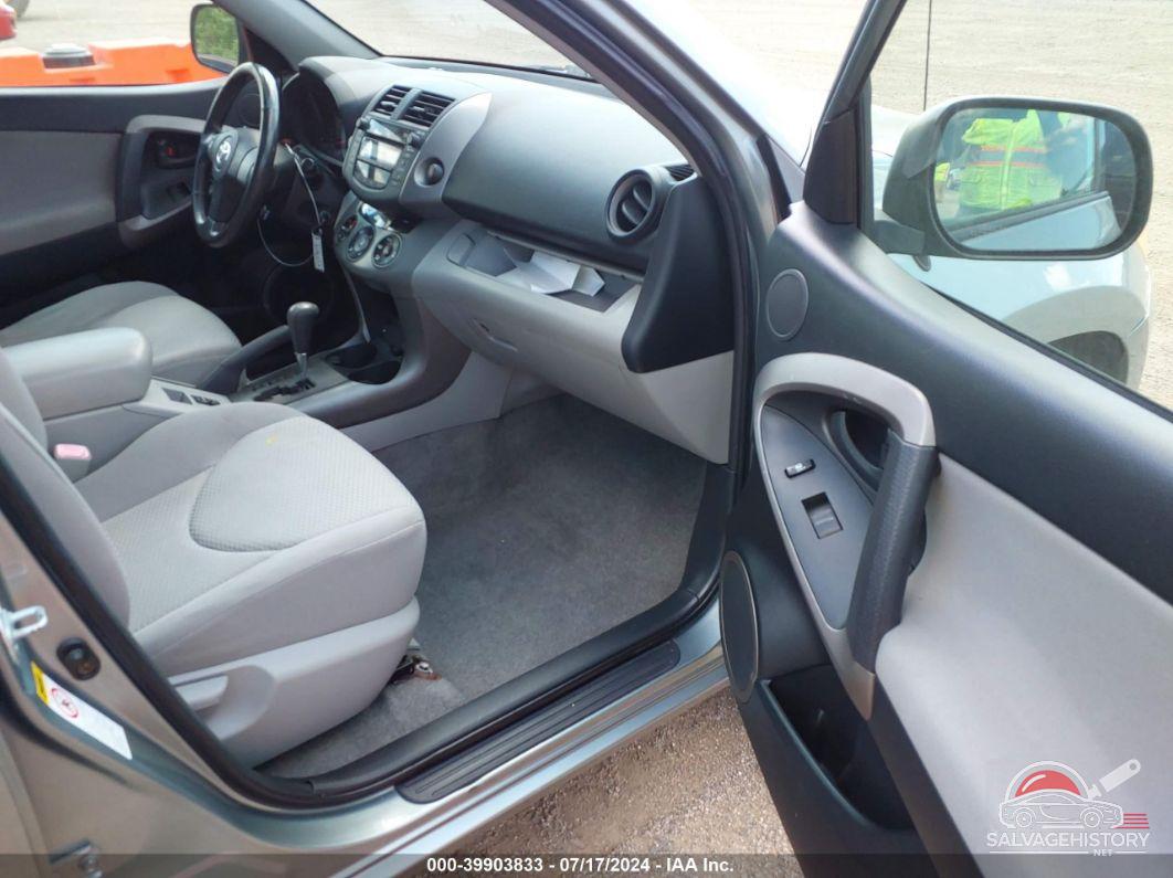 JTMBK31V066008040 2006 TOYOTA RAV4 photo no. 5